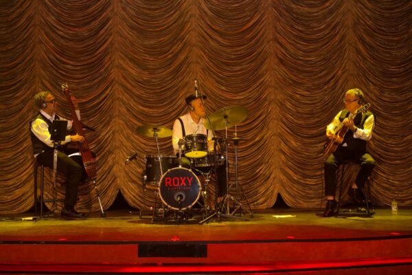 Roxy Dinner Show: Espetáculo Cultural Brasileiro & Jantar - Imagem 12